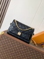 Louis Vuitton M14604 Anytime Flap Bag - Image 3