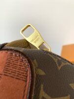 Louis Vuitton M15271 Rush Bumbag - Image 8