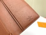 Louis Vuitton M66540 Wallet - Image 10