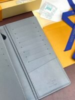 Louis Vuitton M81335 Brazza Wallet - Image 6