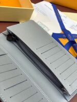 Louis Vuitton M81335 Brazza Wallet - Image 9