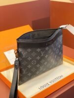 Louis Vuitton M81569 Pochette To-Go - Image 7