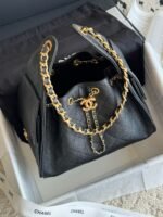 CHANEL 25 Small Handbag - Image 3