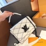 Louis Vuitton GO-14 Medium Gloves