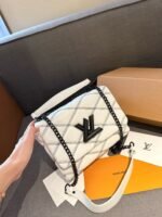 Louis Vuitton GO-14 Medium Gloves - Image 3