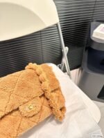 Chanel CF lambswool bag - Image 8