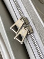 Louis Vuitton M14213 OnTheGo East West - Image 9