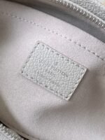 Louis Vuitton M14213 OnTheGo East West - Image 12