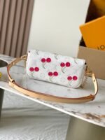 Louis Vuitton M14239 LV x TM Wallet On Chain Ivy - Image 3