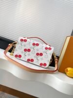 Louis Vuitton M14231 LV x TM Pochette Métis East West - Image 5