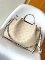 Louis Vuitton M59203 Bella Tote - Image 3
