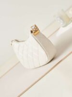 Chanel AS4422 23K Hobo Bag Lambskin Gold Metal White - Image 9