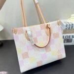 Louis Vuitton jungle bag onthego tote shopping bag - Image 4