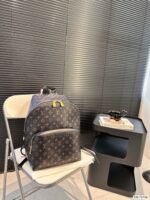 Louis Vuitton Backpack - Image 9
