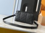 Louis Vuitton M80224 Soft Trunk Wallet - Image 3