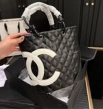Chanel Black Quilted Lambskin Leather Medium Cambon Tote - Image 3
