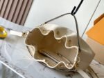 Louis Vuitton M25452 LV Bundle - Image 11