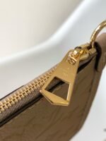Louis Vuitton M46292 CarryAll MM - Image 8