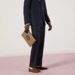 GUCCI NEO VINTAGE GG SUPREME POUCH - Image 2