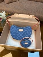 Louis Vuitton Croissant MM M46856 - Image 4