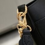 Louis Vuitton M24006 LOCK AND WALK Bag - Image 9