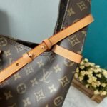 Louis Vuitton M46817 Atlantis GM - Image 5