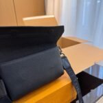 Louis Vuitton M22482 Fastline Messenger - Image 10