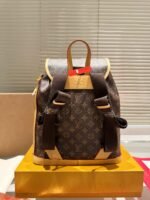 LOUIS VUITTON BACKPACKS - Image 7