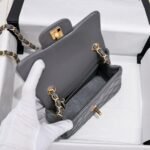 Chanel MINI FLAP BAG A01115 - Image 3