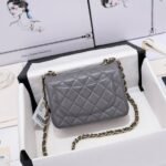 Chanel MINI FLAP BAG A01115 - Image 7