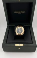 Audemars Piguet Royal Oak 26240OR.OO.D002CR.02 Selfwinding Chronograph Black Dial - Image 2
