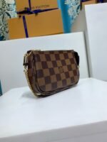 Louis Vuitton N58009 Mini Pochette Accessoires - Image 3