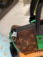 Louis Vuitton Keepall Bandouliere 25 - Image 6
