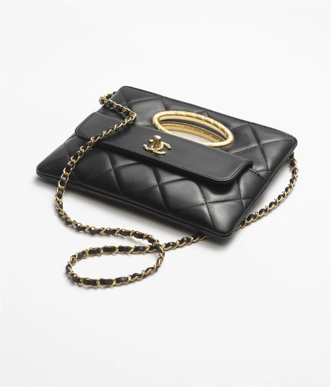 bcaf17803ffdcae02065ef4effdea0f1 Chanel Clutch - Image 1