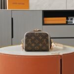 Louis Vuitton M47096 Just In Case - Image 6