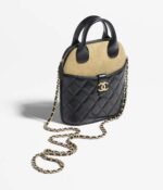 Chanel Clutch with chain - Image 2