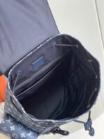 Louis Vuitton M46805 Christopher MM - Image 12