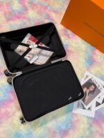 Louis Vuitton M10149 Horizon 55 - Image 10