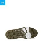 Louis Vuitton 1AILAR LV Trainer Sneaker - Image 4