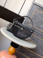 Chanel Spring-Summer 2025 Clutch with Chain - Image 2