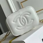 Chanel SMALL VANITY WITH CHAIN AP2931 - Image 3