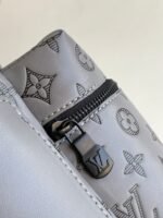 Louis Vuitton M46557 Discovery Backpack - Image 7