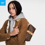Louis Vuitton M26191 POCHETTE MIA - Image 2