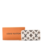 Louis Vuitton Monogram Giant Wild At Heart Zippy Wallet Creme - Image 3