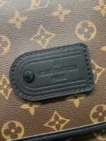 Louis Vuitton M46972 LV Trail Messenger - Image 8
