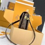 Louis Vuitton M44875 Pochette Métis - Image 4