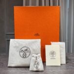 Hermès Rose Azalee Birkin 30 Epsom Gold Hardware - Image 9