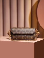 Louis Vuitton Wallet on Chain Ivy Monogram M81911 - Image 10