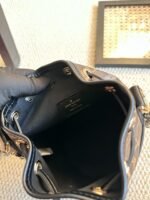 Louis Vuitton M83480 Canoé - Image 8