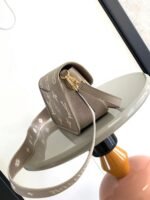 Louis Vuitton M46583 Diane - Image 5